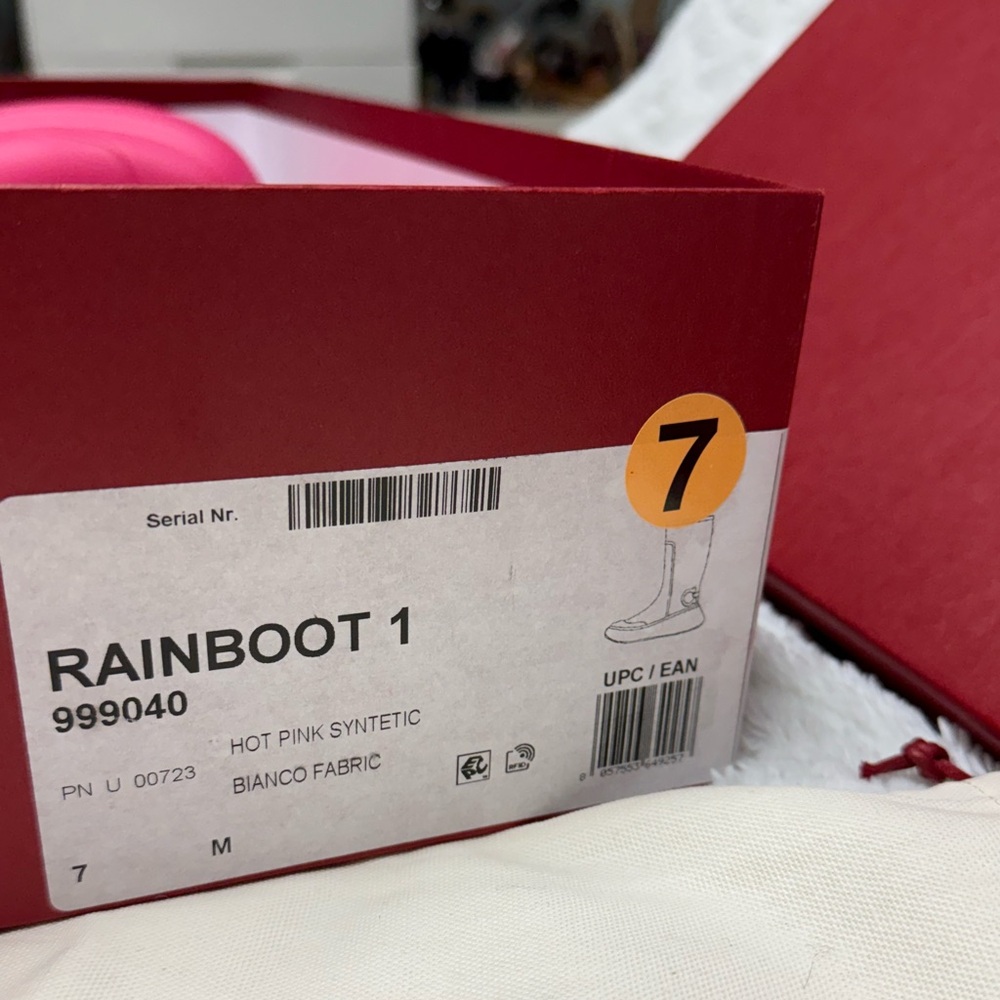 New In Box Hot Pink Salvatore Ferragamo Rain / All Season Boots - Picture 3 of 8